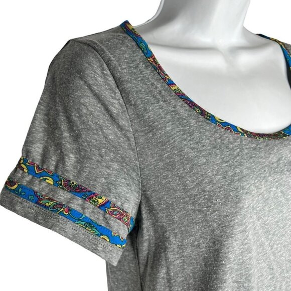 Lularoe Classic T Gray Size XS NWT - Picture 4 of 5